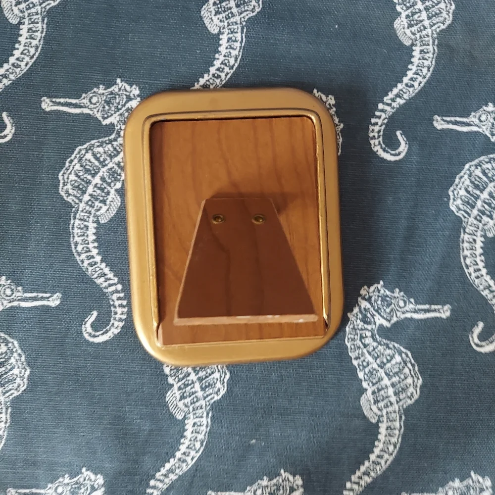 Peter Rabbit Picture Frame - Picture 9 of 9